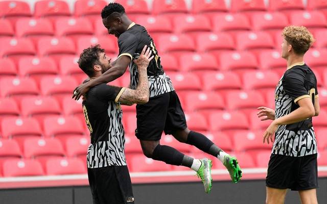 荷甲赛前再迎强敌；上海海港篮板制胜；主帅态度——底气十足；控场能力受关注的简单介绍